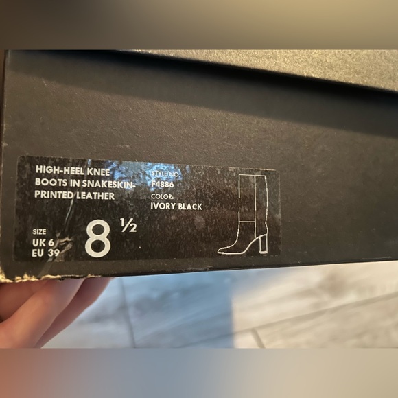 J Crew Snakeskin Printed Leather Boots-Size 8.5- High Heel Knee Boots- W/box - Picture 8 of 10